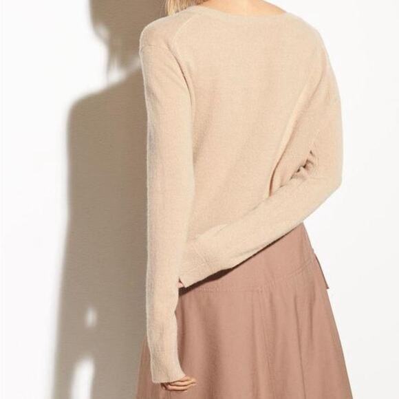 Vince Cashmere Sweater Tan Size Medium - Picture 7 of 9